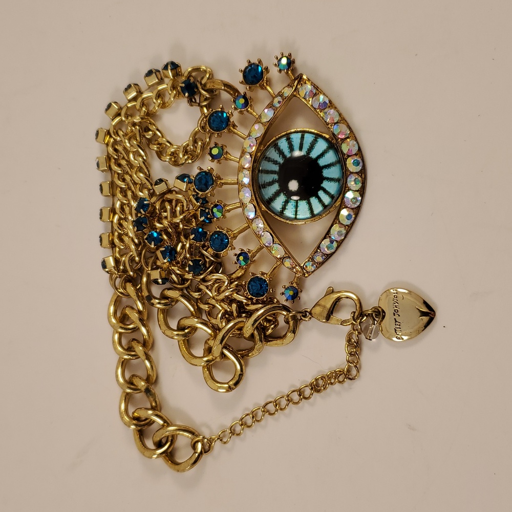 Betsy Johnson "The Eyes Have It" Gold & Blue Eye Pendant Necklace  (H&S) - Picture 4 of 7